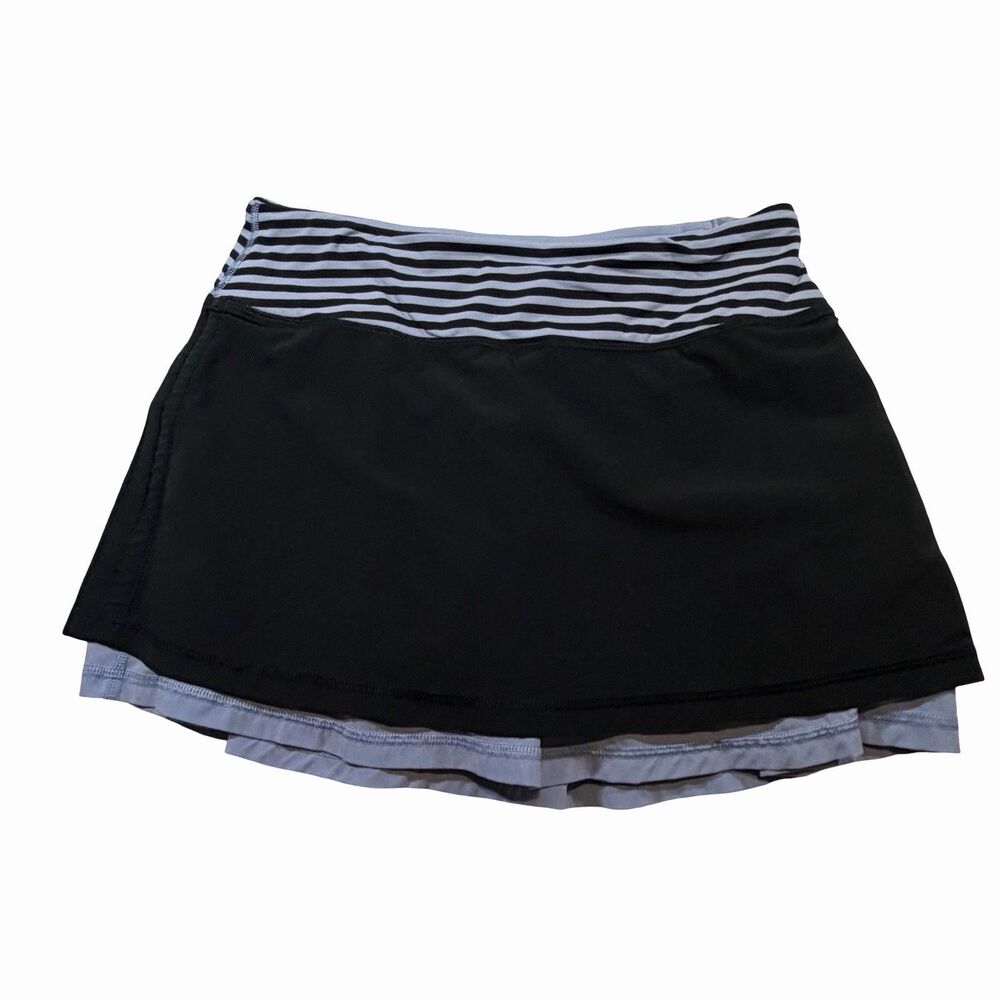 Lululemon Run: Chase Me Skort Womens Size 4 Black /light purple stripes Layers